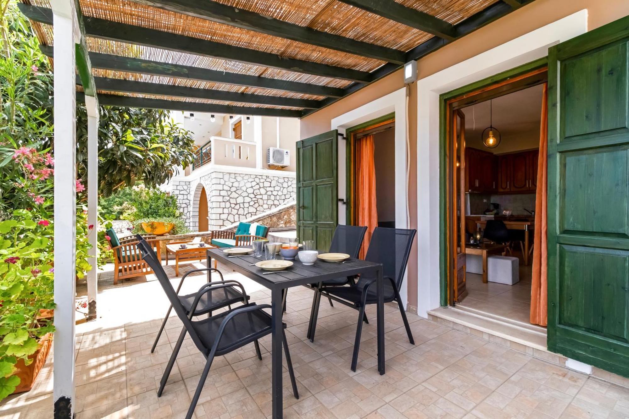 Apartamento Theasea House Áyios Nikítas Exterior foto
